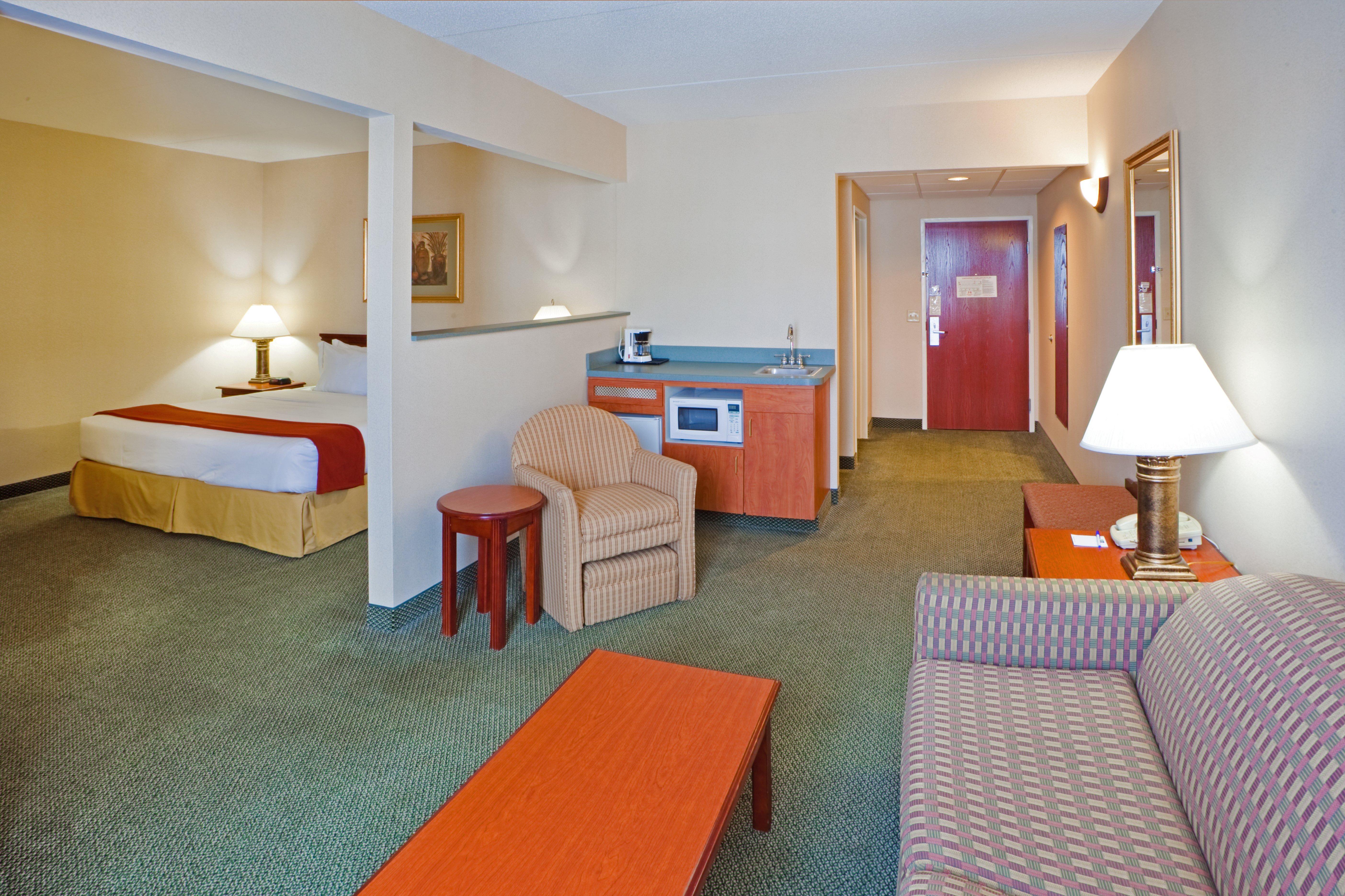 Holiday Inn Express Hanover By Ihg Exterior foto